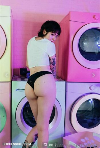Annie Jay