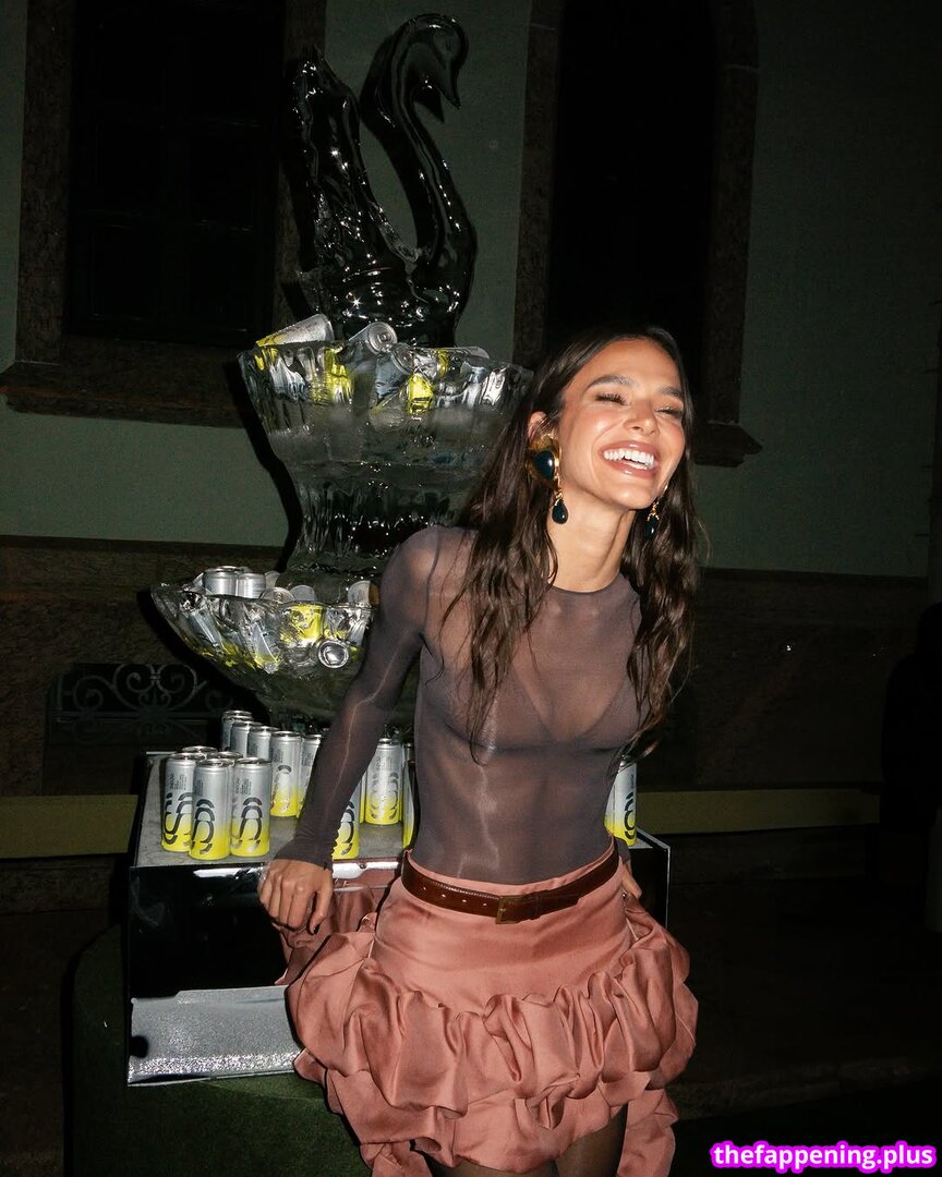 Bruna Marquezine