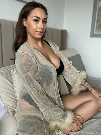 bustybelle_xx