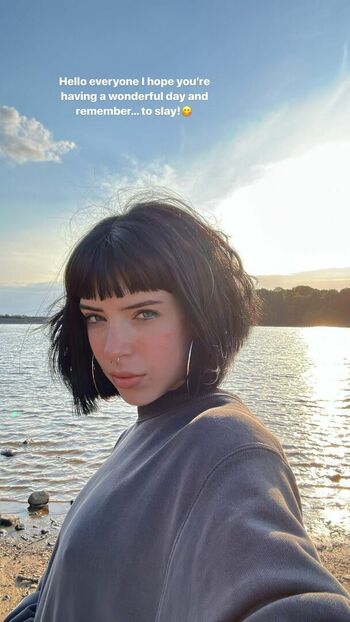 Chloe Hodgson Chloehodgson