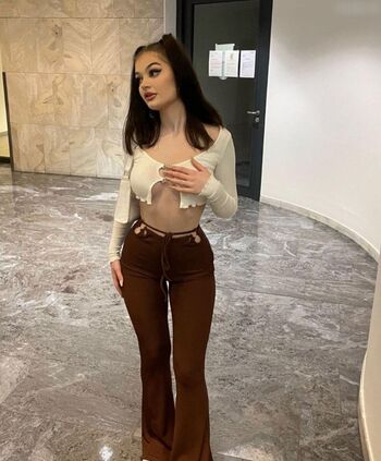 lauraa_.fl