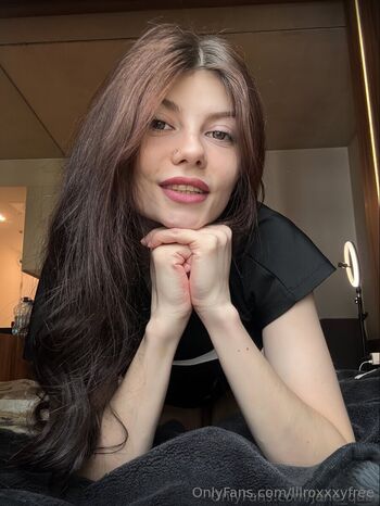 lilroxxxyfree