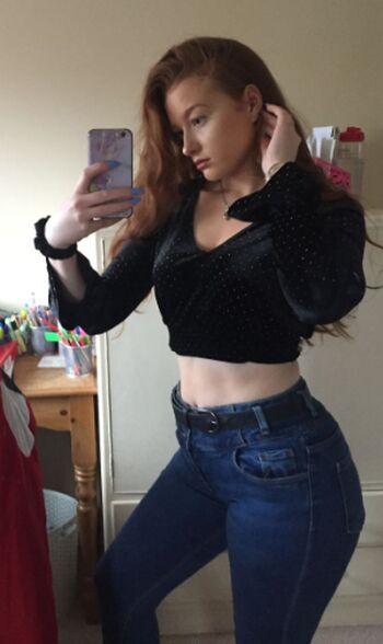 phoebeisginger