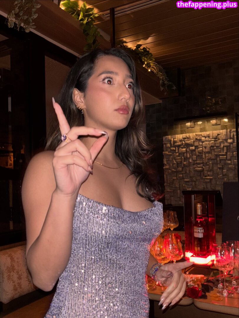 Sabrina Pezeshkian