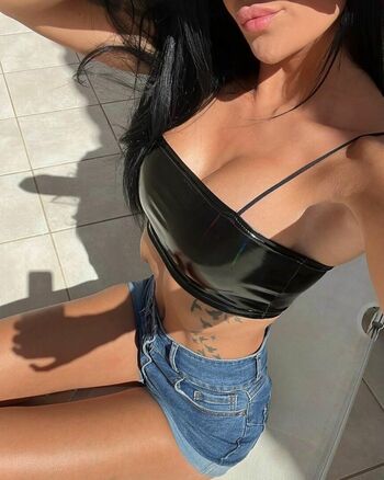 Selina Fox