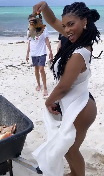Taylor Rooks