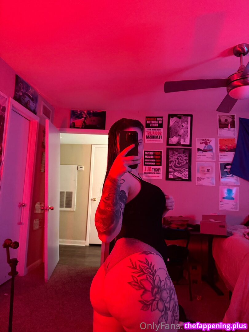 waifukrissylol